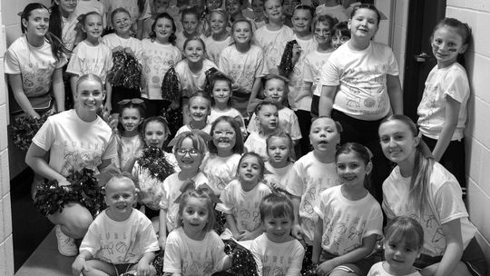 Tiny Tornadoes Performed At EHS Basketball Game