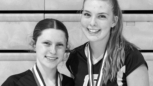Two Lady Bulldogs Named To Eureka All-Tournament Team