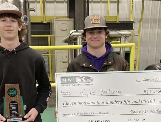 EHS Seniors Won Big At MWI Welding Competition