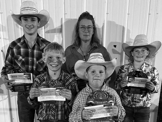 ESC Hosted Final Shodeo Of The Summer Season