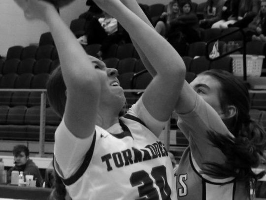 Eureka Lady Tornado Basketball Placed Fifth At Trojan Classic