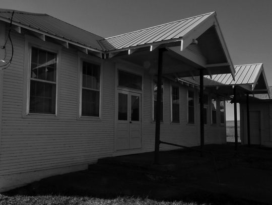 Greenwood County History - History of Holverson School - submitted by Leta Ann (Gray) Divine