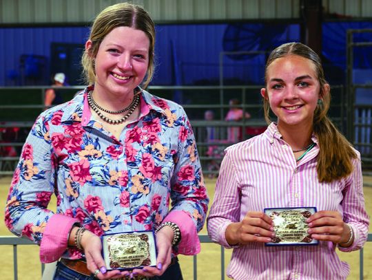 Nelson And Beeman Won Livestock Showmanship Finals