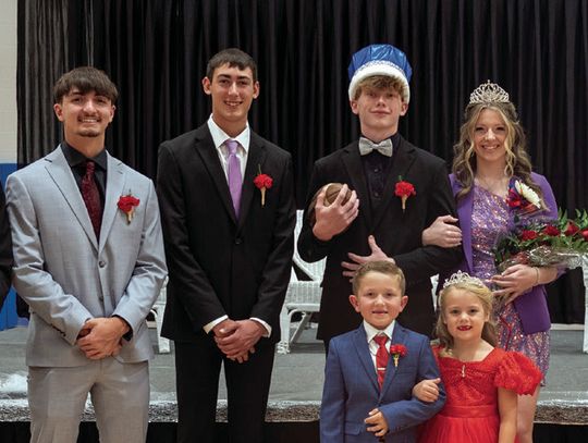 Pool/Nelson Named EHS Homecoming Royalty