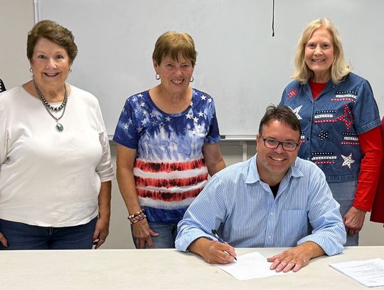 Signed Proclamation Declaring Sept. 17-23 As Constitution Week