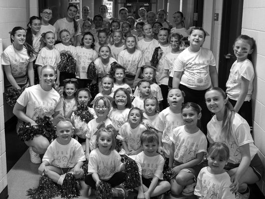 Tiny Tornadoes Performed At EHS Basketball Game