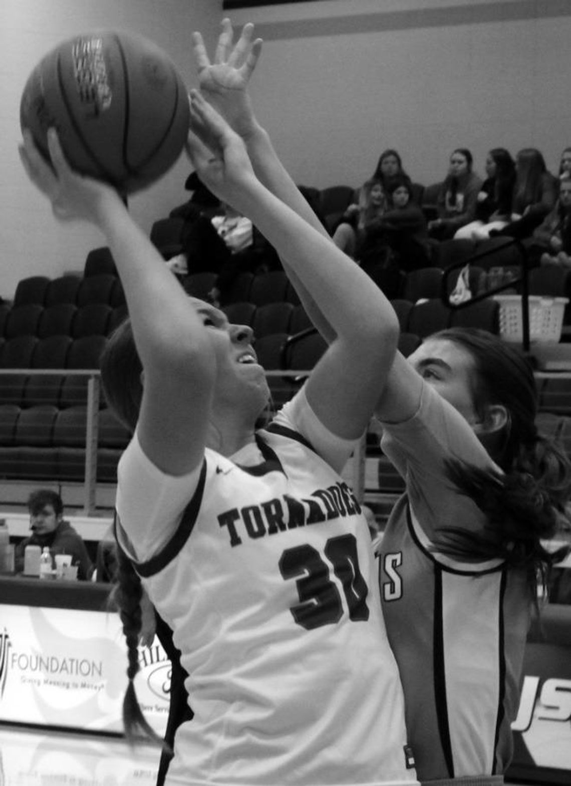 Eureka Lady Tornado Basketball Placed Fifth At Trojan Classic