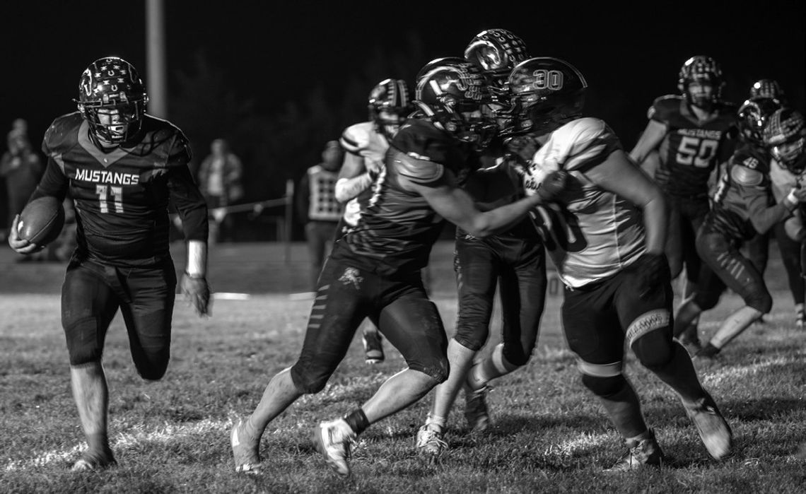 Flinthills Pulled Away From Madison In Week 8 Showdown Flinthills Pulled Away From Madison In Week 8 Showdown