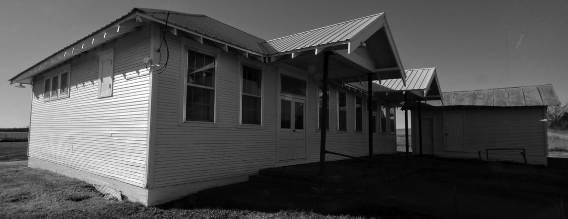 Greenwood County History - History of Holverson School - submitted by Leta Ann (Gray) Divine