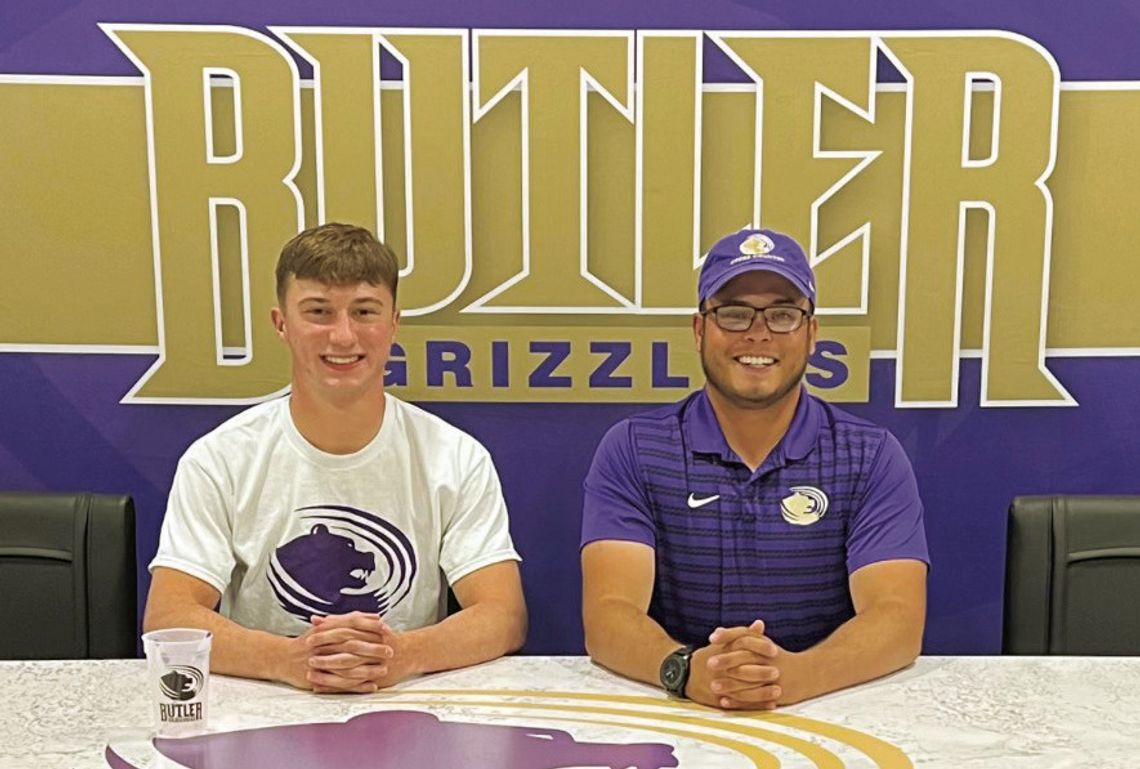 Signed Letter Of Intent With BCC Grizzlies Track Team