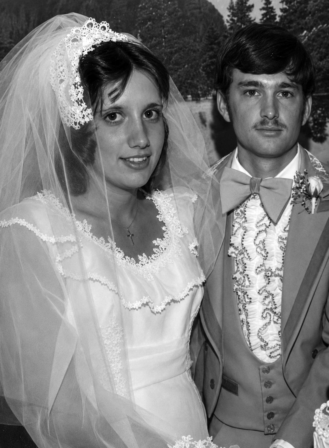 To Celebrate 50th Wedding Anniversary To Celebrate 50th Wedding Anniversary